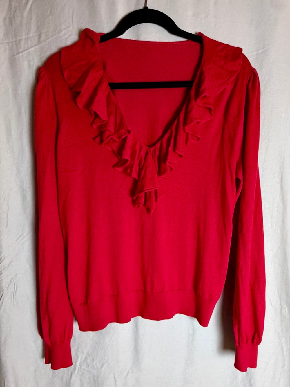Women’s Red Ruffle V Neck Lightweight Sweater Long Sleeve Puff Shoulder Pullover